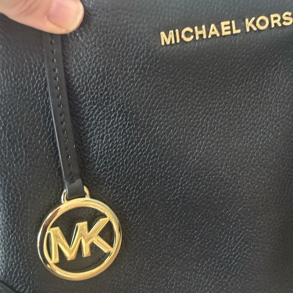 Michael Kors Nicole Black Pebbled Leather Shoulder Bag NWT